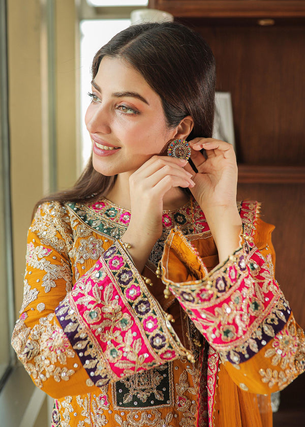Kinza Hashmi - Mayo Shirt, Trouser and Dupatta - Image 4