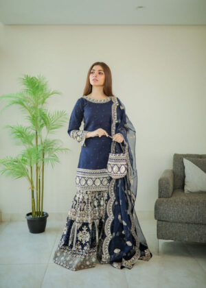 Kinza Hashmi Lio Shirt, Trouser with Dupatta