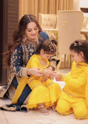 Aiman Khan - Bluish Shirt, Trouser with Dupatta