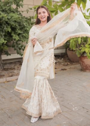 Dananeer - Shirt, Ghagra with Dupatta