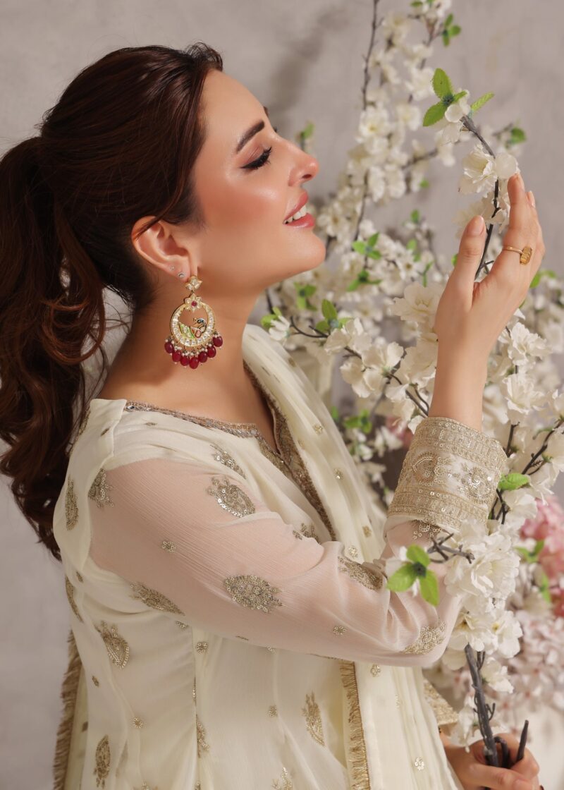 White Pishwas, Trouser with Dupatta | 20% OFF - Image 8