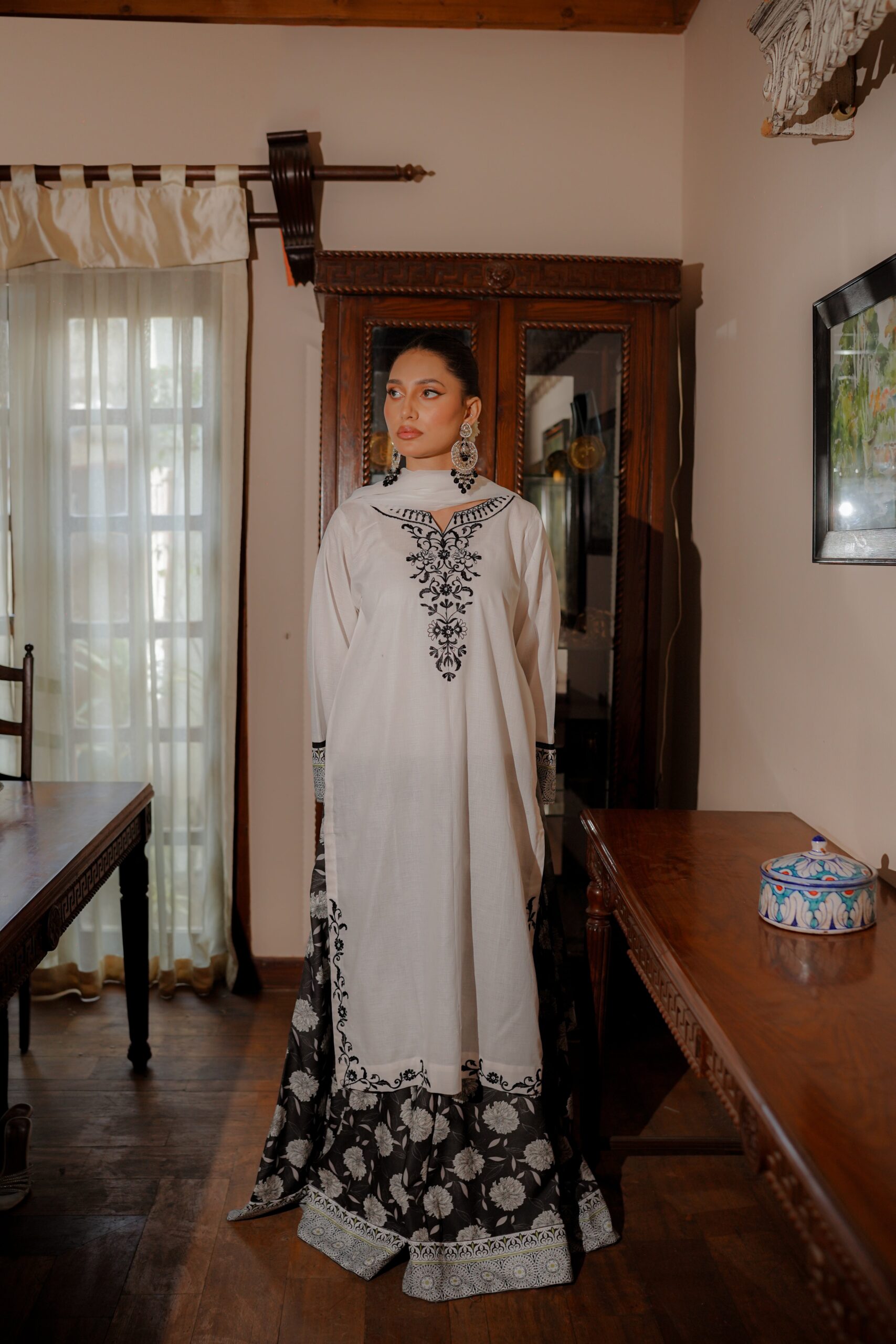 Laiba Khan - Elina Shirt, Trouser and Dupatta - Image 5