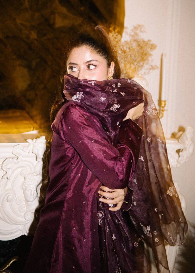 Sajal Ali - Iro Purple Shirt, Trouser and Dupatta - Image 4